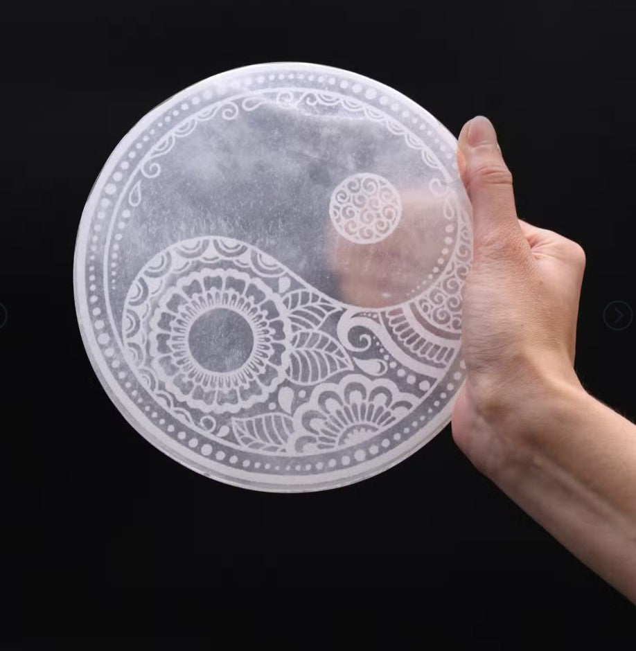 Selenite Yin Yang Charging Plate – 18cm (Feng Shui Energy Harmony)