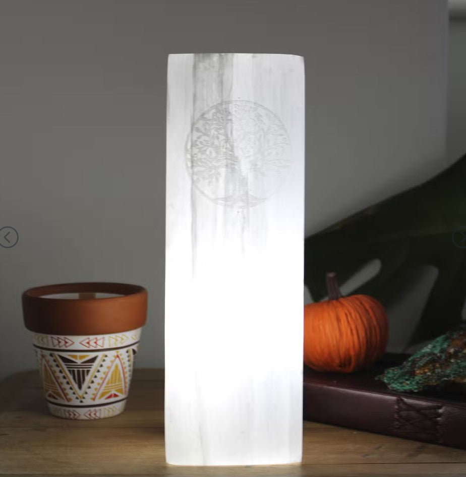 selenite lamp